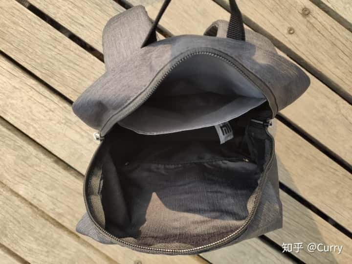 年輕人的第一款小背包——小米小背包評測  第15張