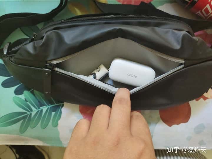 小米胸包新款開箱體驗，對比諸多米包  第15張