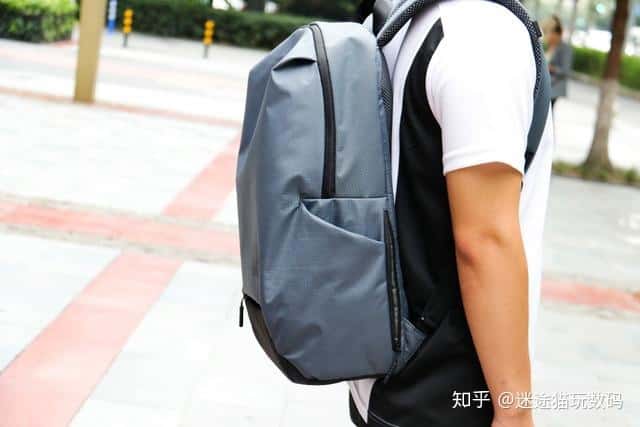 小米背包新體驗：只需149你就是這條街最靚的崽  第13張